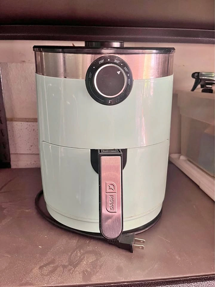 Dash Air Fryer Mint Green