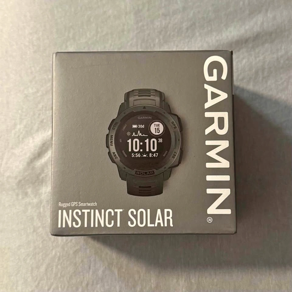 BRAND NEW Garmin Instinct Solar Smartwatch - Solar Charging