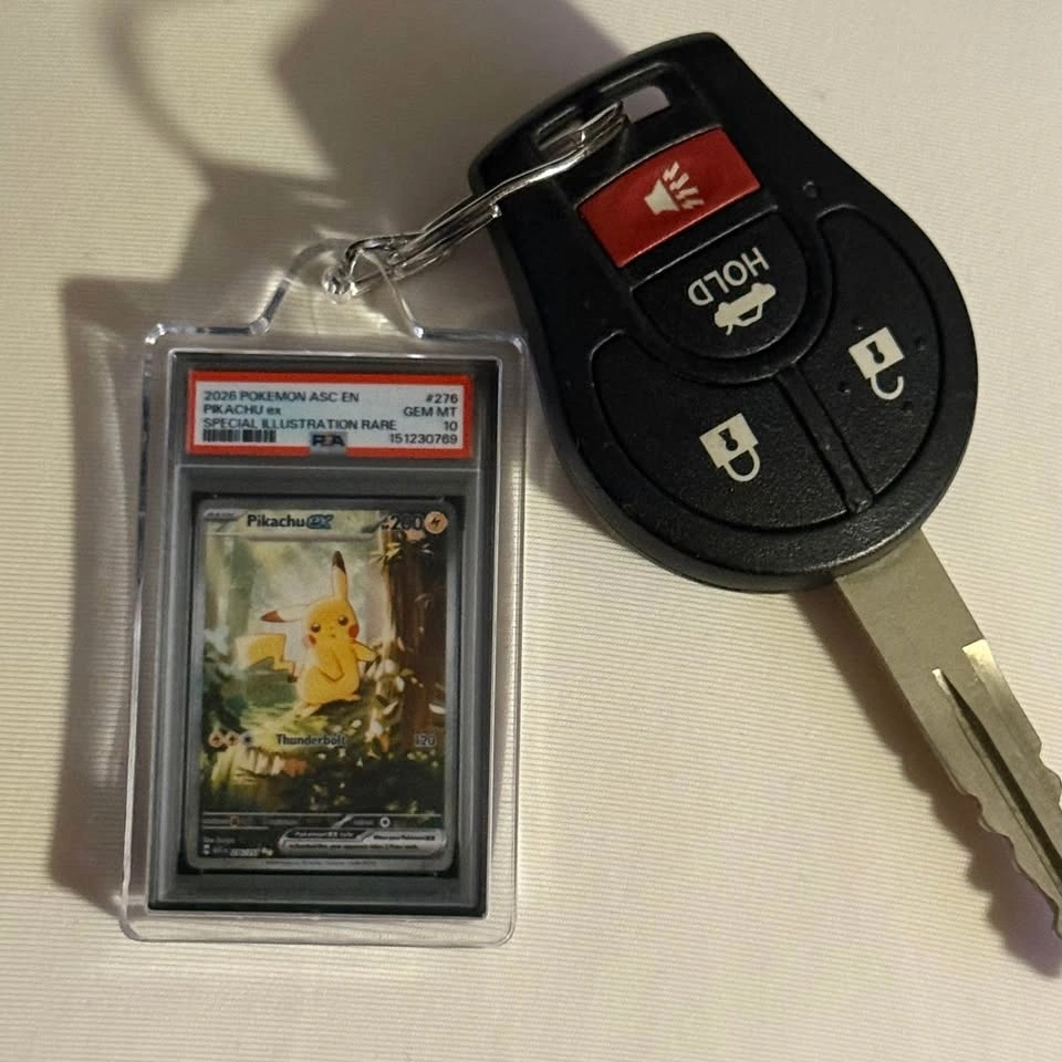 Pokemon DBZ One Piece PSA 10 Keychain - photo 2