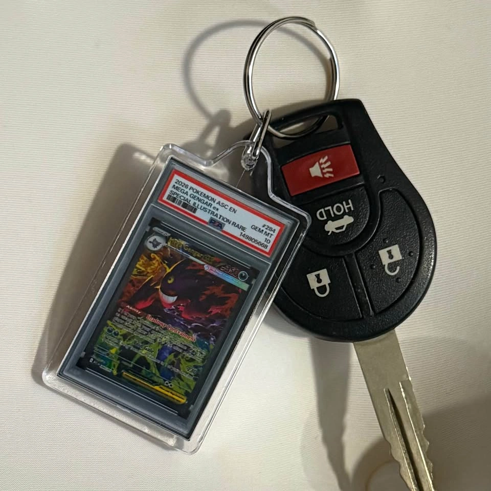 Pokemon DBZ One Piece PSA 10 Keychain - photo 3