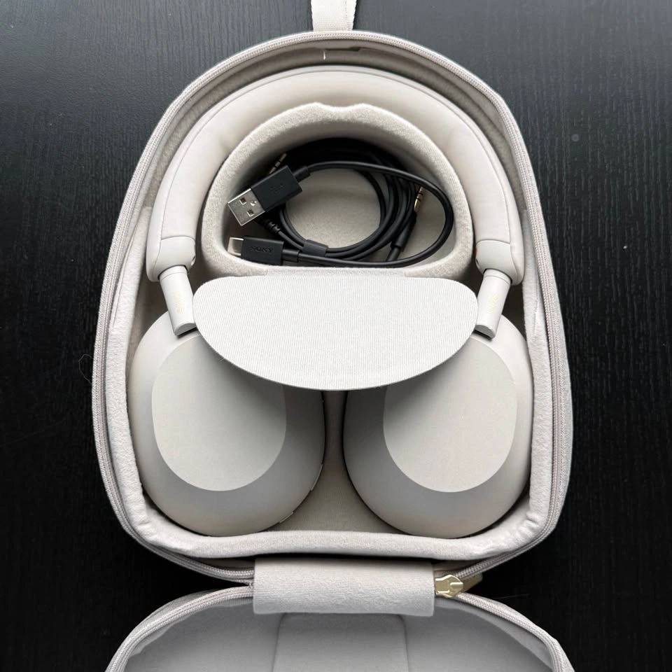 Sony WH-1000XM5 Noise Cancelling Headphones - photo 3