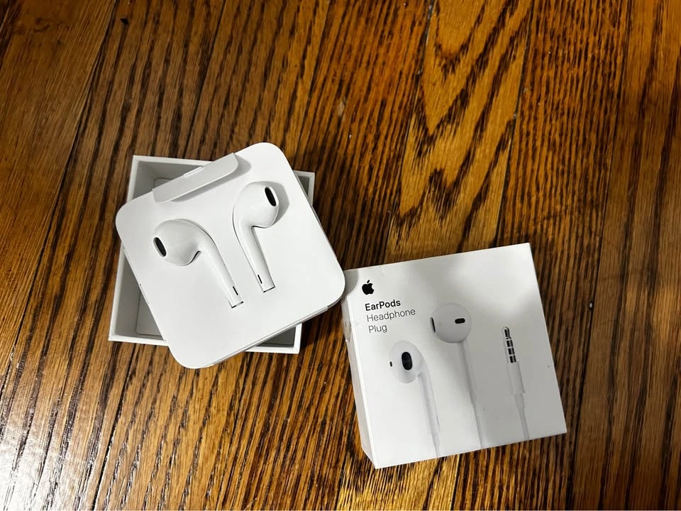 HEADPHONES WITH MIC 3.5MM JACK