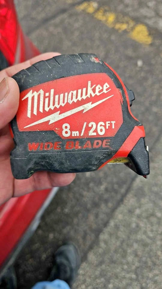 Milwaukee Wide Blade