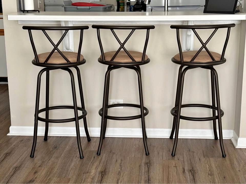 3 Spinning Metal Bar Stools
