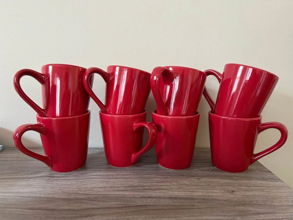 Moving Sale! 31 Piece Dinnerware Set - photo 5