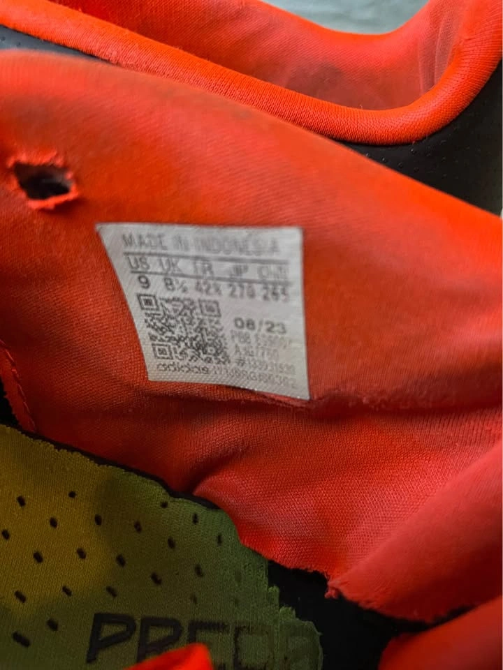Mens Adidas Predators Cleats - photo 3