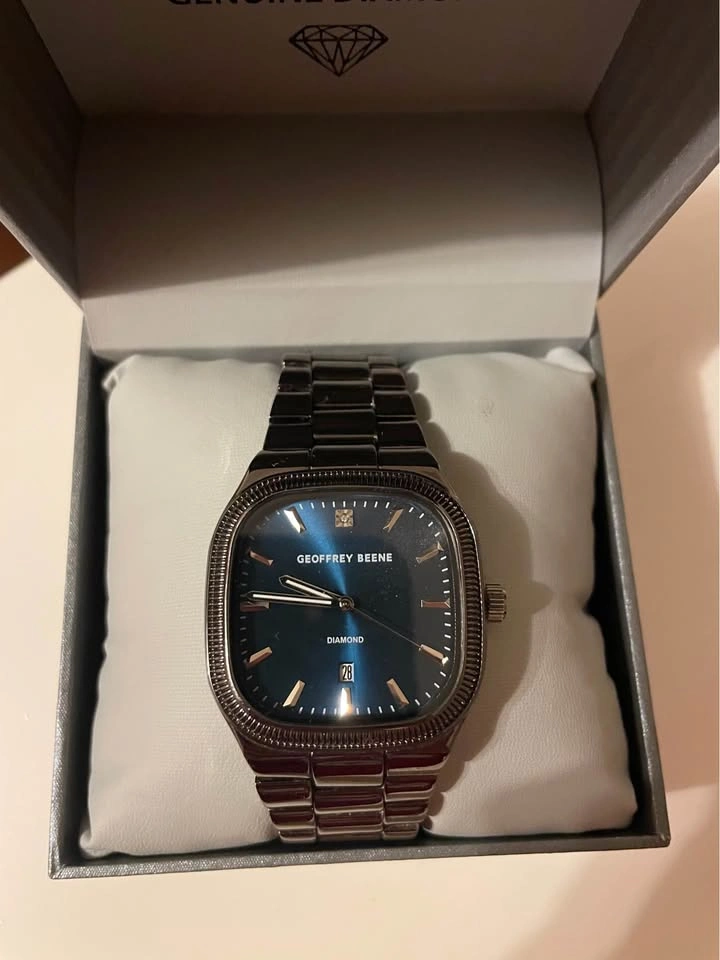 Geoffrey Beene Genuine Diamond Watch - photo 4