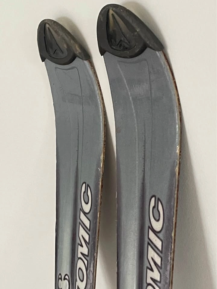 160 cm Atomic Carv Skis with Bindings - photo 4