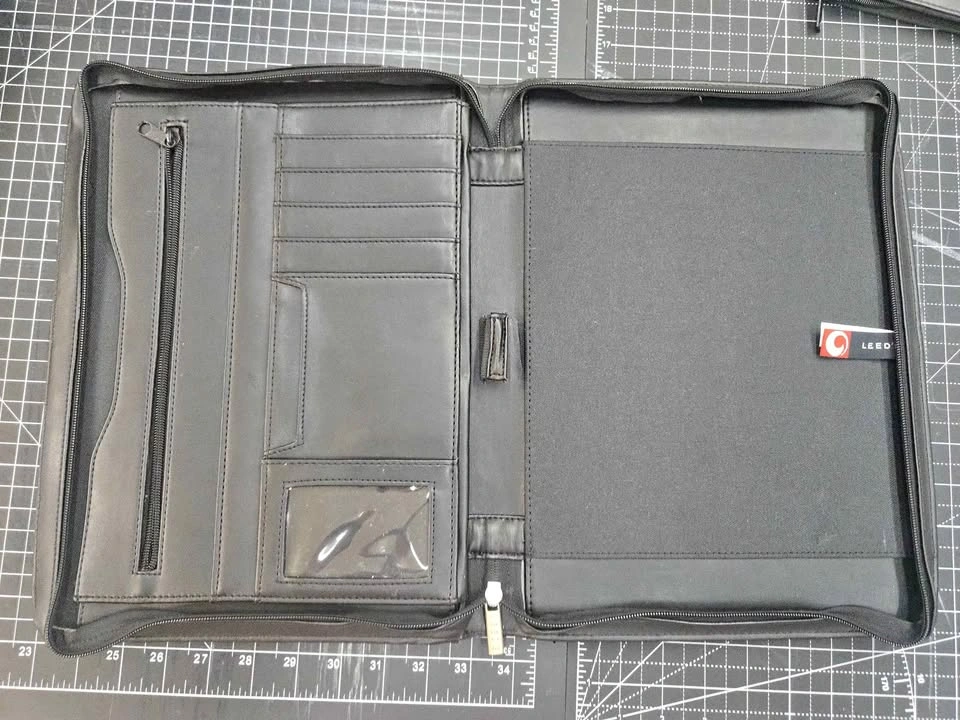 Genuine Leather Padfolio Portfolio Notepad Folder for Resumes iP
