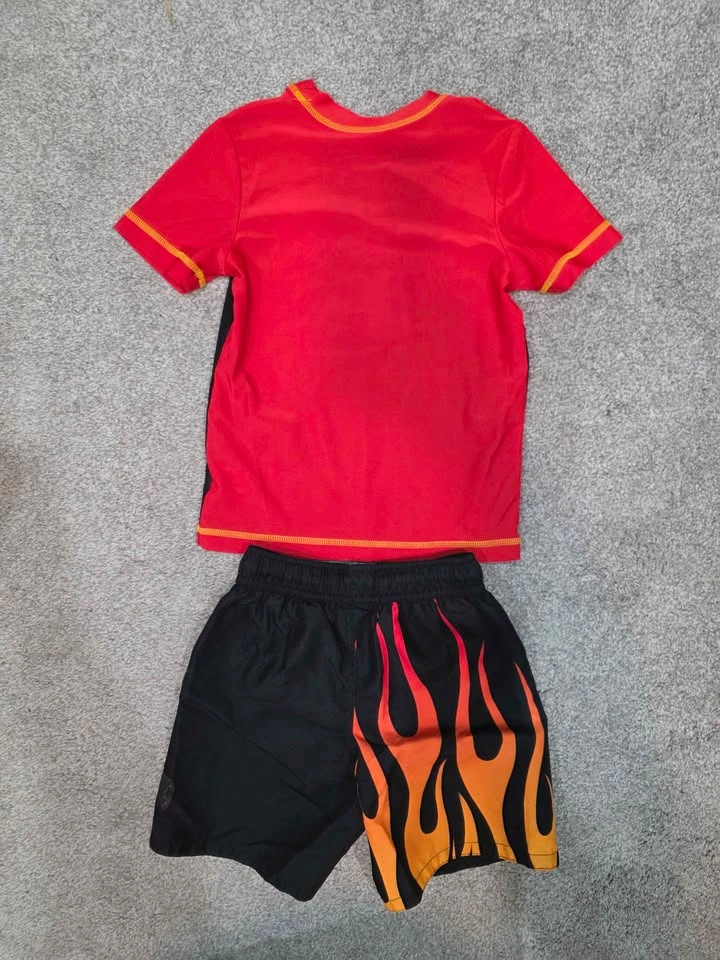 Hot Wheels Boys Swimming Suit - Size 6 - photo 2