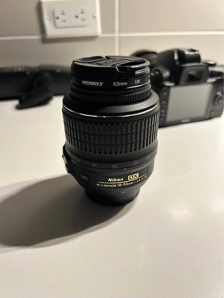 Nikon d300 with kit lens - photo 4