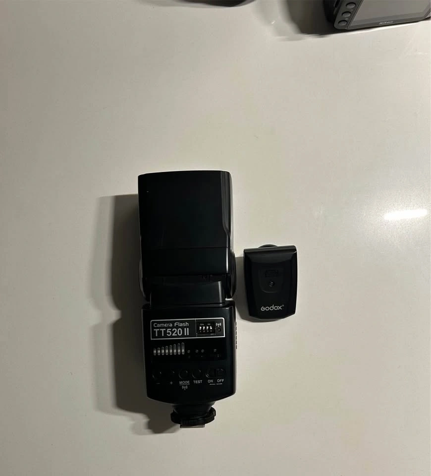 Godox TT520II Speedlite with Trigger - photo 2