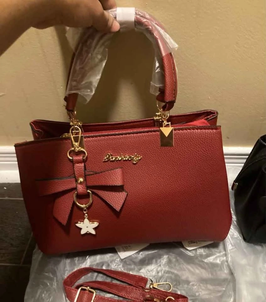 Brand new beautiful maroon color stylish handbag with star charm - photo 2