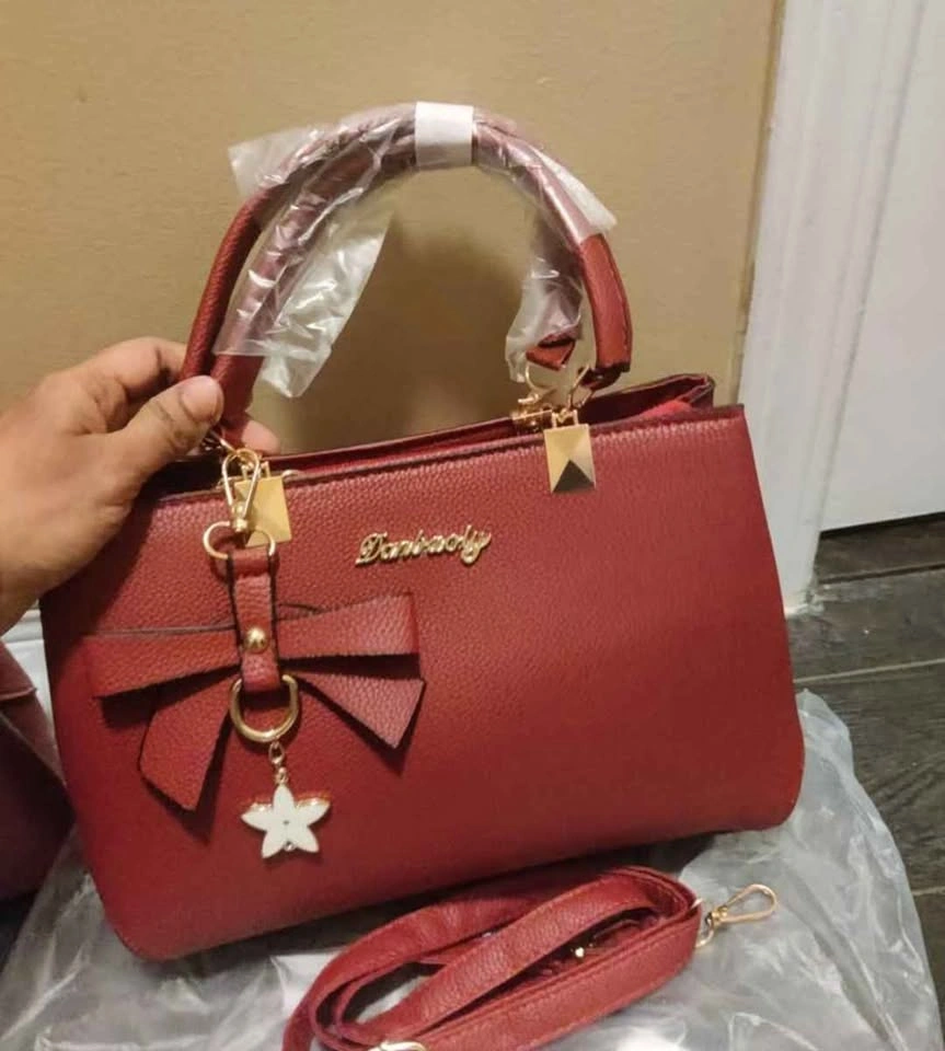 Brand new beautiful maroon color stylish handbag with star charm - photo 3