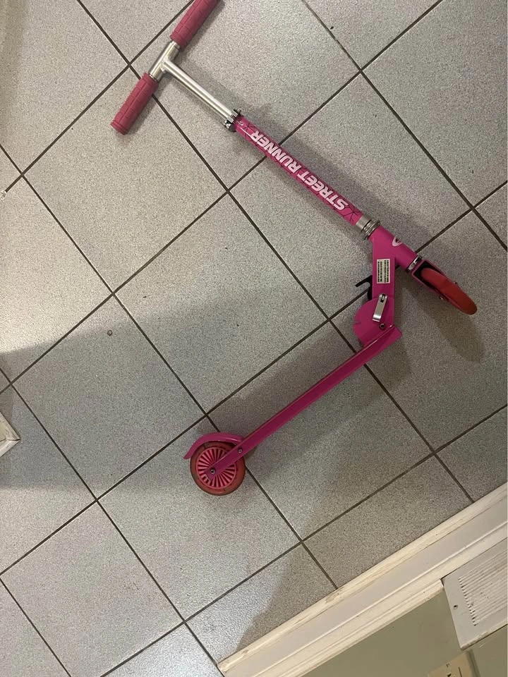 AERO A5 Pink Folding Scooter Light Up Wheels - photo 3