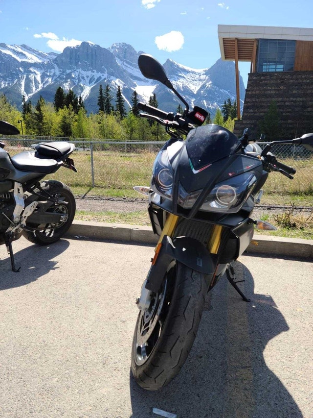 2014 Aprilia Tuono V4 APRC - Low KMs