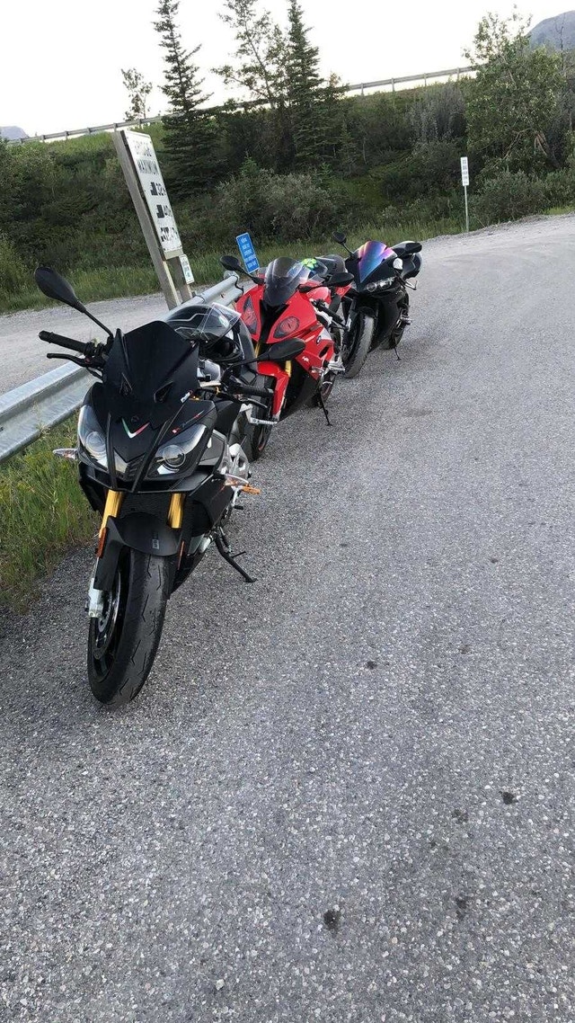 2014 Aprilia Tuono V4 APRC - Low KMs - photo 3