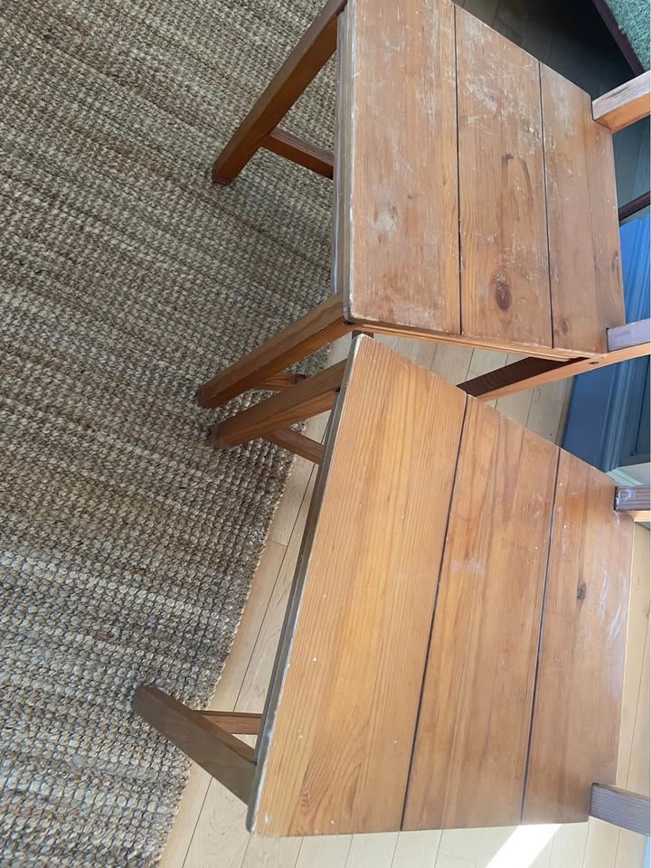 2 wooden chairs - photo 3