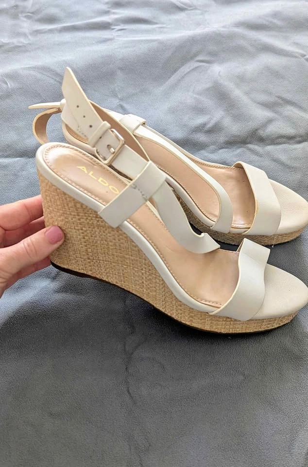 ALDO White Raffia Wedge Sandals