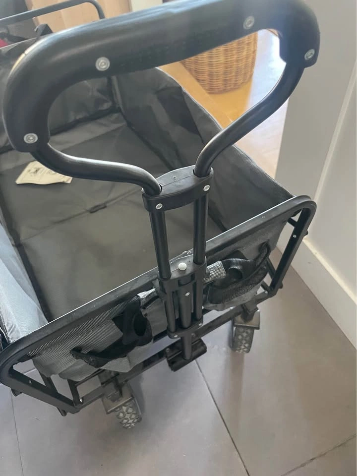 Mac Sports Folding Utility Wagon - Excellent Condition - photo 2