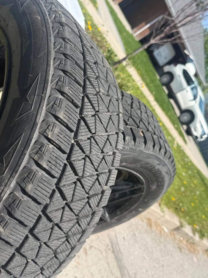 All season 225/60/R17 99S Bridgestone Tires on Motiv Wheels - photo 4