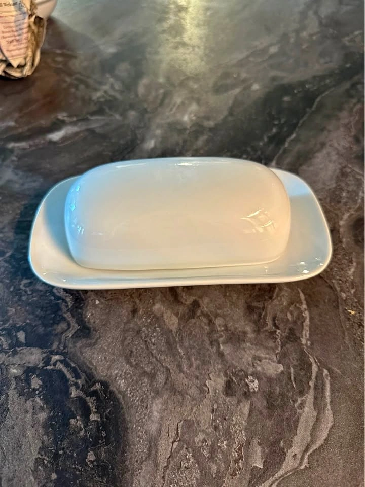 Vintage Skye McGhie Butter Dish