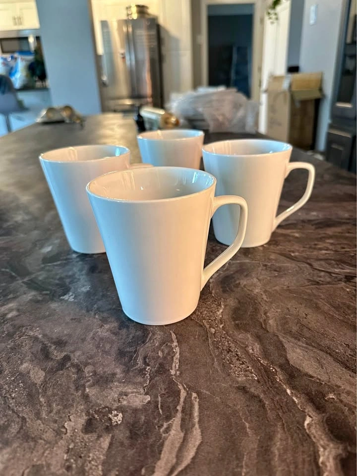 10 Vintage Skye McGhie China Mugs