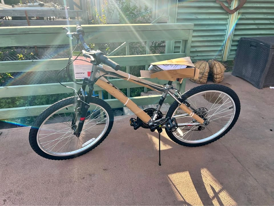 Huffy Rock Creek 24" 18-Speed Mountain Bike - New!