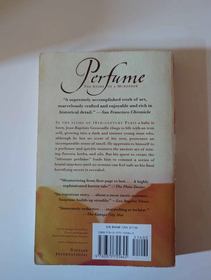 Perfume The Story of a Murderer by Patrick Süskind - photo 3