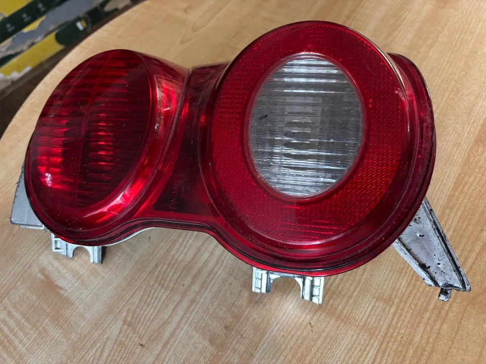 2008 Smart Fortwo Passenger Right Tail Light OEM - photo 2
