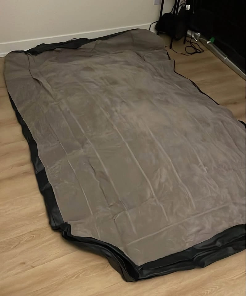 Queen Size Inflatable Air Mattress with Pump - photo 3