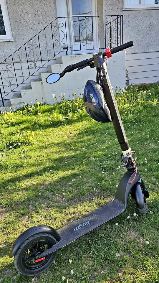 Ryeth Electric Scooter – Like New! STEAL DEAL 🚀