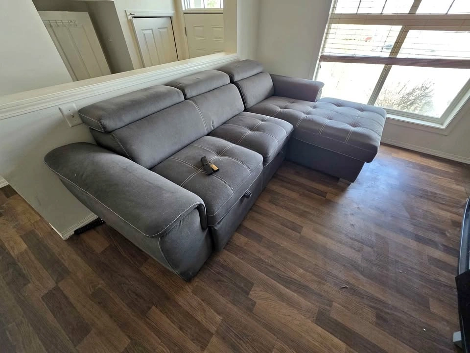 Grey Leather Sectional Sleeper Sofa w/ Adjustable Headrests