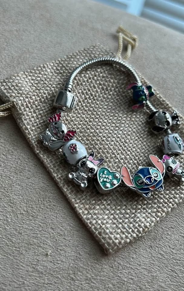 LILO & Stitch Charm Bracelet - photo 4