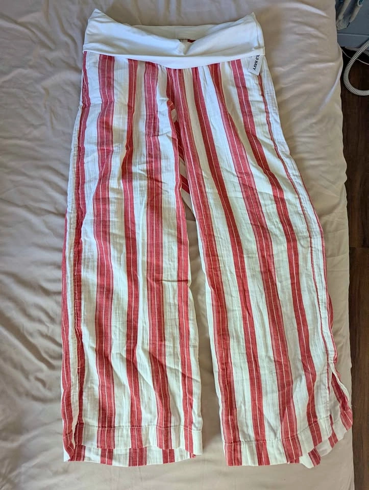 Old Navy Maternity Pants