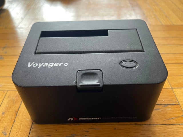 Black Magic Cinema Camera + SSDs + Disk Reader - photo 5