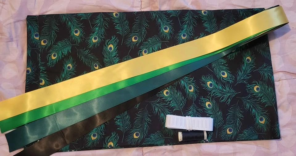 New Peacock Feather Adult Ribbon Skirt Kit - photo 3