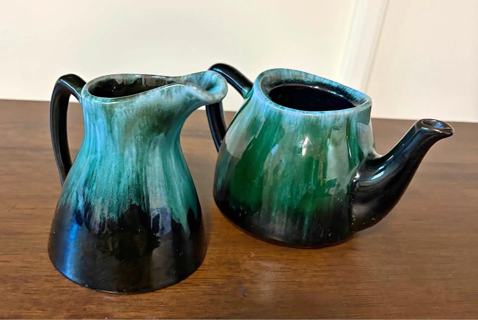 Vintage Blue Mountain Pottery Creamer & Teapot Set – Made in Ont