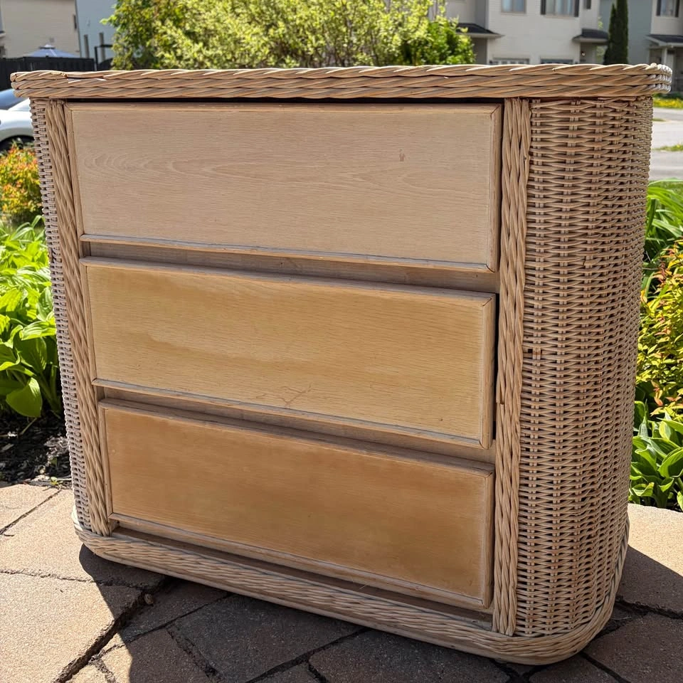 Vintage Three-toned Wicker & Wood 3-Drawer Console / Dresser - photo 4