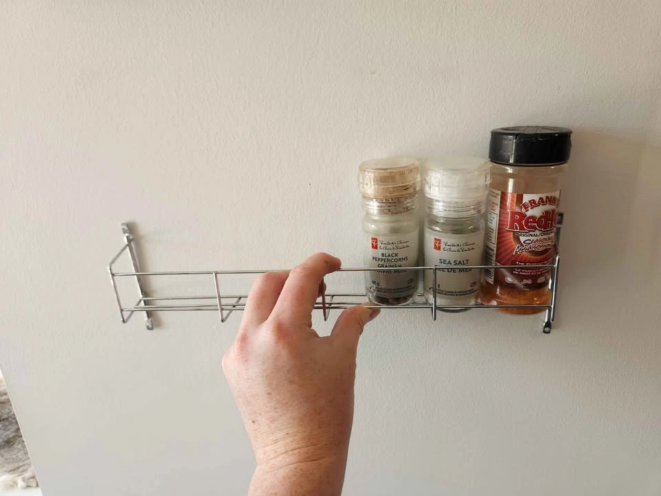 3 Tier Wire Wall Mounted Spice Rack - photo 2