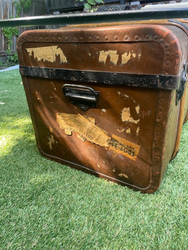 Antique 1950s Swedish Travel Trunk - photo 2