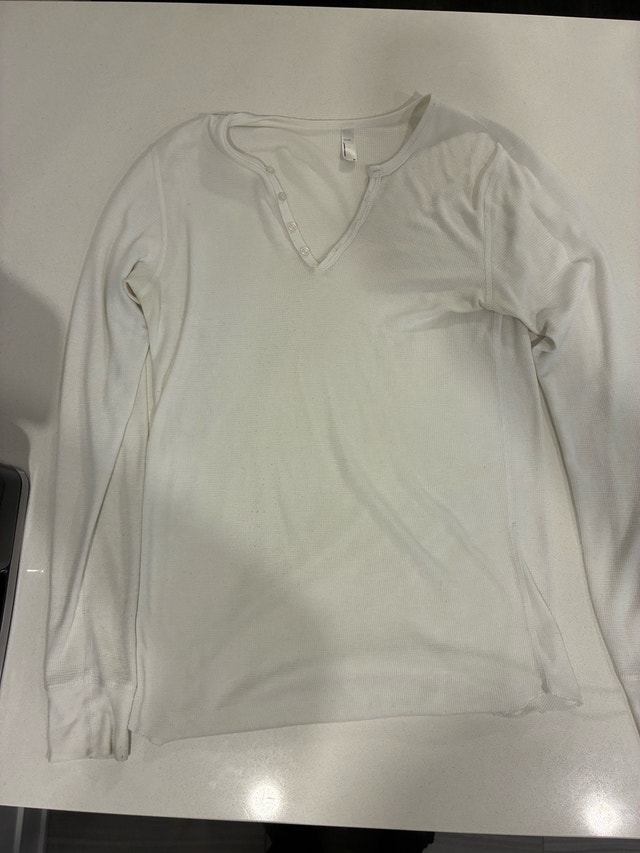 Lot de 4 Hauts pour Homme (Armani, American Apparel, H&M)