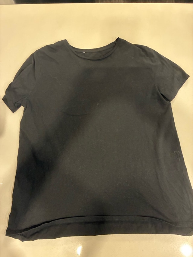 Lot de 4 Hauts pour Homme (Armani, American Apparel, H&M) - photo 4