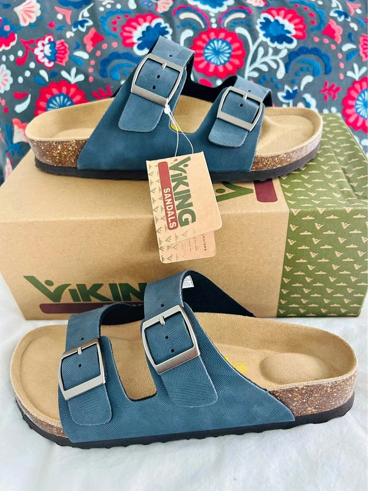Viking Sandals New - Size 7