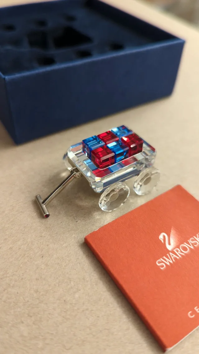 Swarovski Figure Wagon image indicator(3)