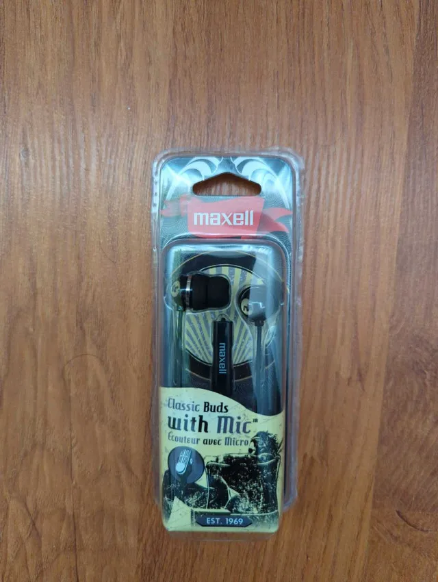 Maxell Classic Buds with Mic thumbnail