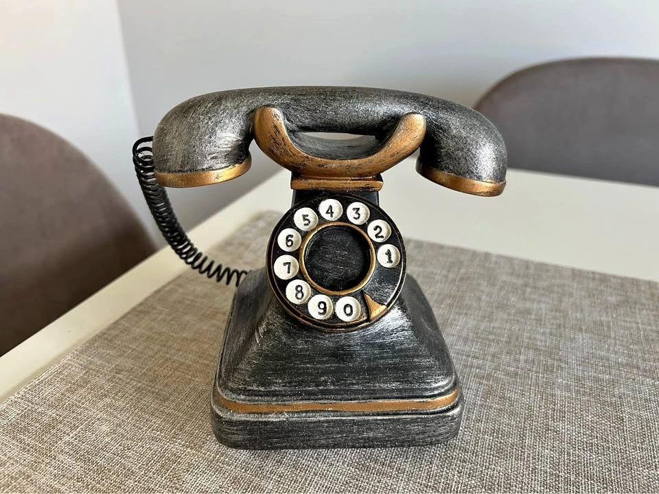 Decorative Vintage Style Rotary Phone
