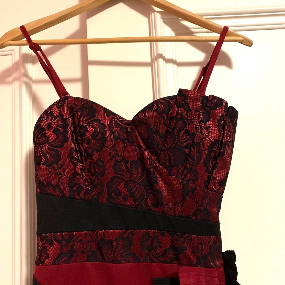 Red Lacy Bodycon Dress (Small) - photo 2