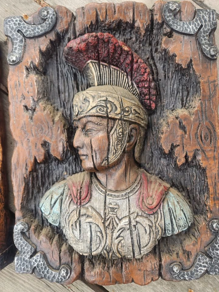 Girrotti Sculptures Roman Soldier Pair, Wall Hangings - photo 3