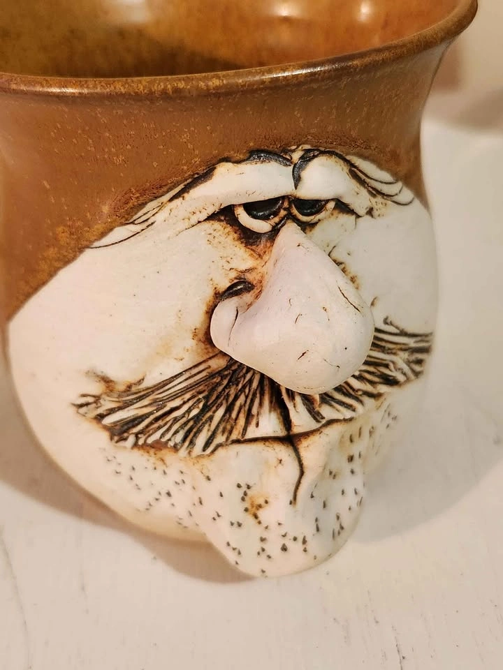 Vintage Studio Pottery Mug with Face - photo 4